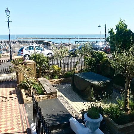 Marina Retreat - Stunning 4 Bedroom, 3 Bathroom House With Harbour Views! Ramsgate Esterno foto